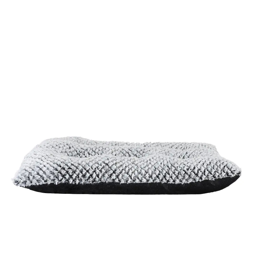 Non-Slip Short-Haired Pineapple Wool Doghouse