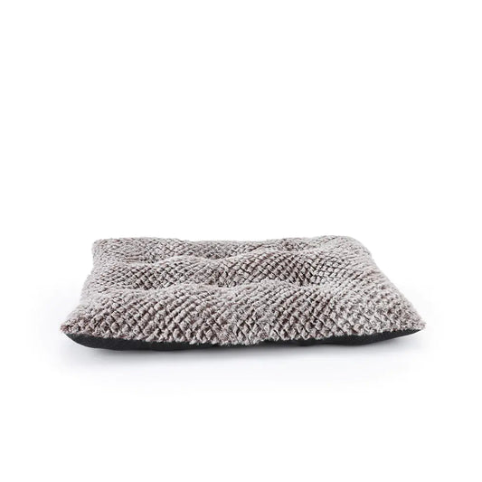 Non-Slip Short-Haired Pineapple Wool Doghouse