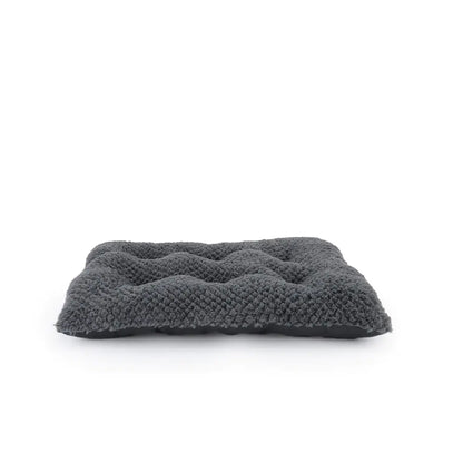 Non-Slip Short-Haired Pineapple Wool Doghouse