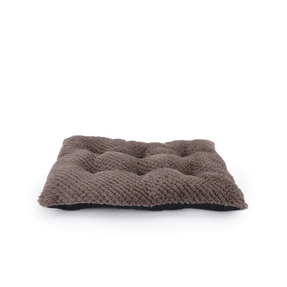 Non-Slip Short-Haired Pineapple Wool Doghouse