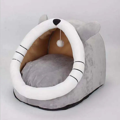 Cat House for All Seasons - Cozy Villa